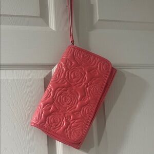 Nine & Co. Pink Floral Cosmetic Bag